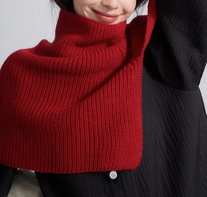 Windproof and warm one-piece slit turtleneck knitted shawl scarf